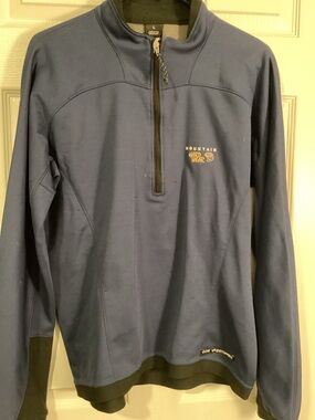 Men’s Mountain Hardwear Labeled Pullover - Charcoal with Navy Stitching